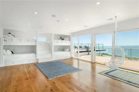 511 Ocean Avenue Newport RI 02840