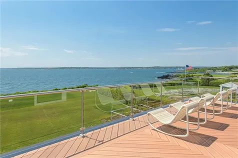 511 Ocean Avenue Newport RI 02840