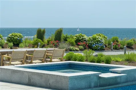511 Ocean Avenue Newport RI 02840