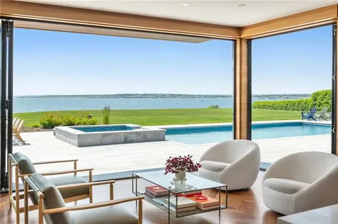 511 Ocean Avenue Newport RI 02840