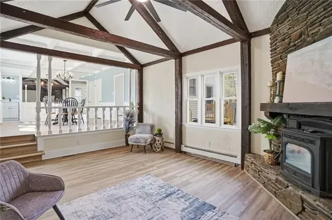 84 Crest Road North Smithfield RI 02896