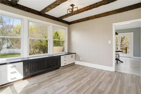 84 Crest Road North Smithfield RI 02896