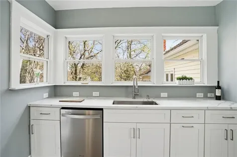 84 Crest Road North Smithfield RI 02896