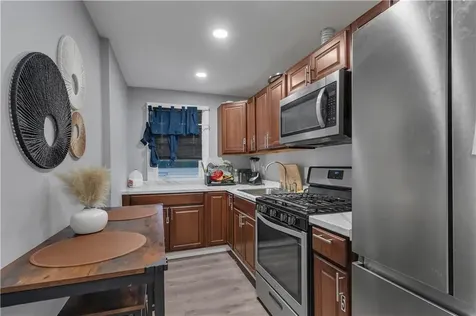 38 Mitchell Street Providence RI 02907