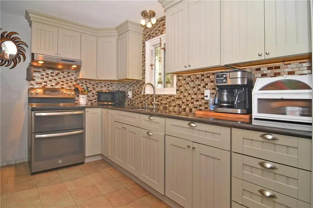 680 Hazard Road West Greenwich RI 02817