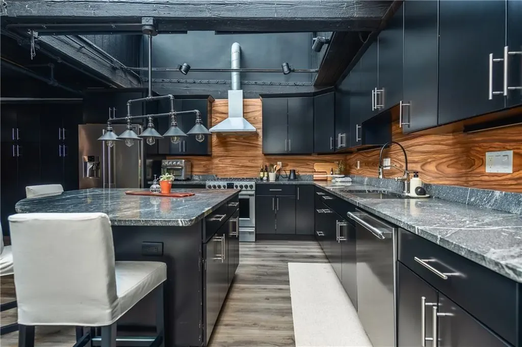 116 Chestnut Street Providence RI 02903