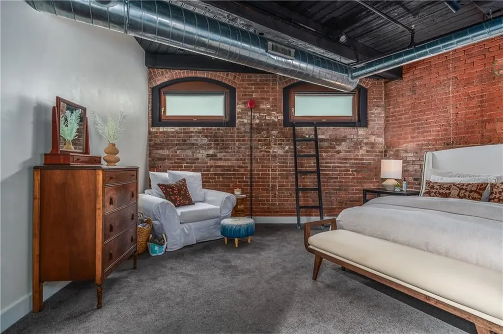 116 Chestnut Street Providence RI 02903