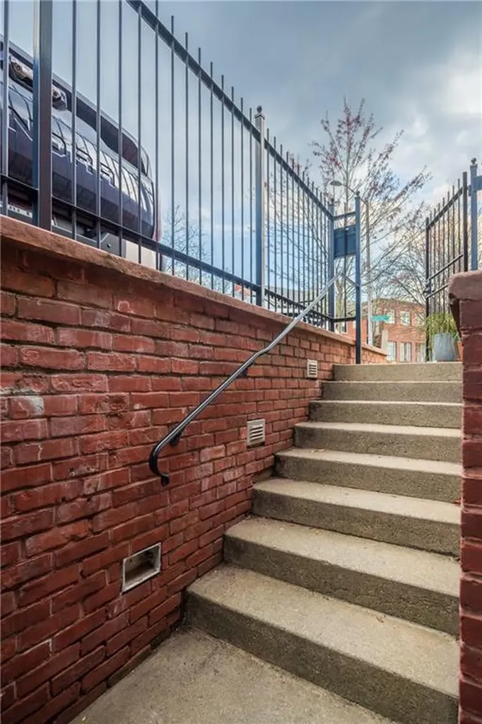 116 Chestnut Street Providence RI 02903