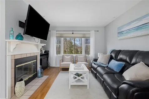 414 North Lane Bristol RI 02809