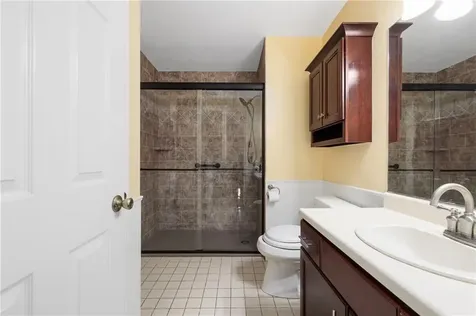 414 North Lane Bristol RI 02809