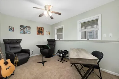 414 North Lane Bristol RI 02809