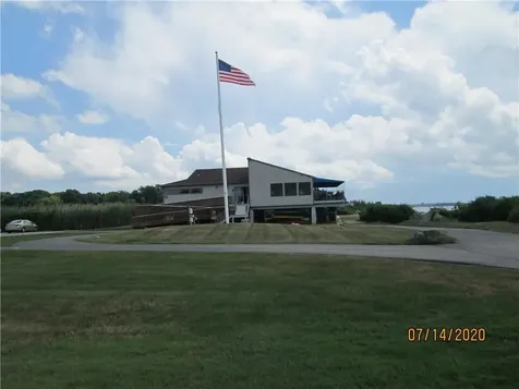 414 North Lane Bristol RI 02809