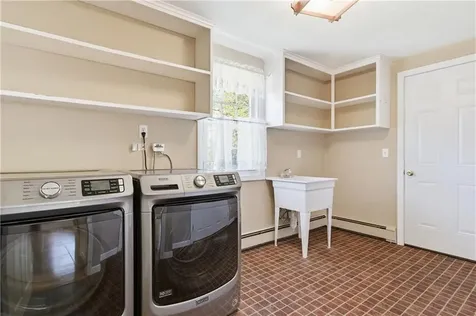 1 Thomas Drive Cumberland RI 02864