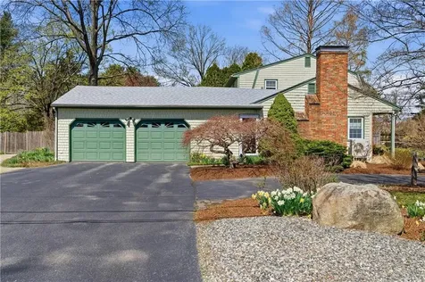 1 Thomas Drive Cumberland RI 02864
