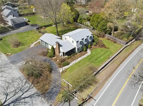 1 Thomas Drive Cumberland RI 02864