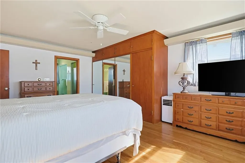 11 Katherine Road Woonsocket RI 02895