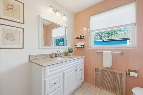11 Katherine Road Woonsocket RI 02895