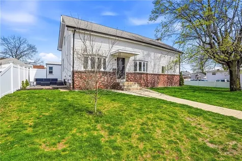 353 High Street Cumberland RI 02864