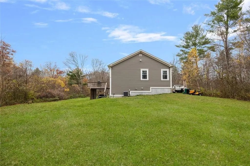 29 Luther Road Foster RI 02825