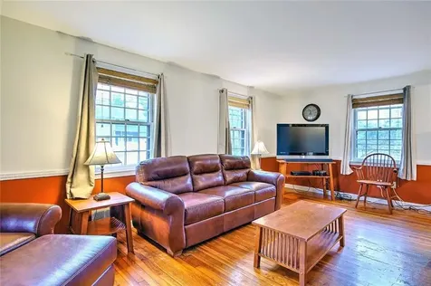 9 Knapton Street Barrington RI 02806