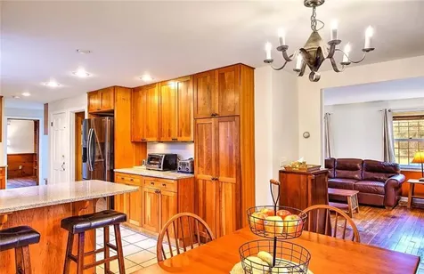 9 Knapton Street Barrington RI 02806