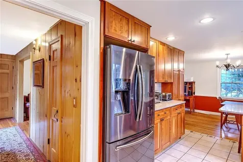 9 Knapton Street Barrington RI 02806