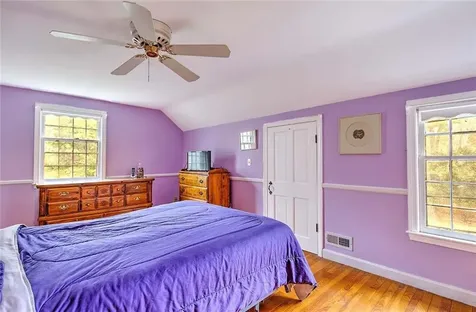 9 Knapton Street Barrington RI 02806