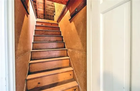 9 Knapton Street Barrington RI 02806