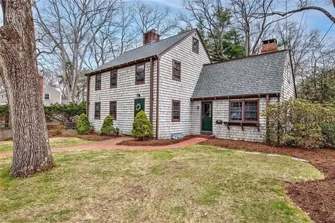 9 Knapton Street Barrington RI 02806