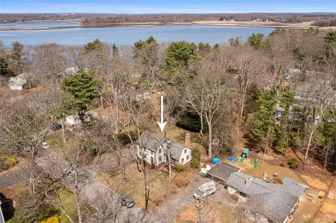 9 Knapton Street Barrington RI 02806