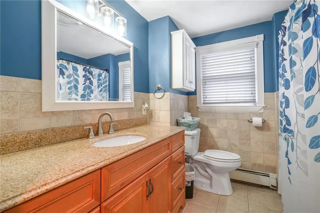 6 Longmeadow Drive North Providence RI 02904