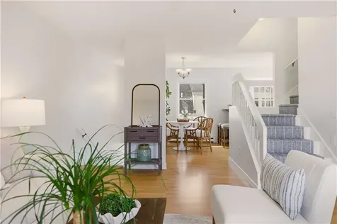 364 Bellevue Avenue Newport RI 02840