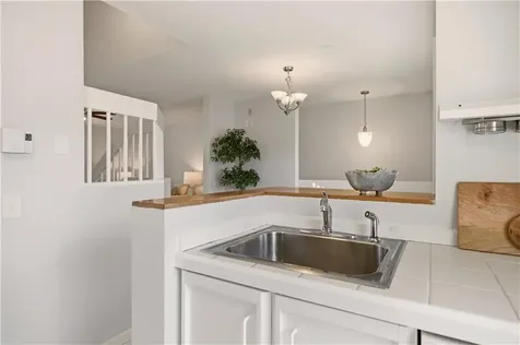 364 Bellevue Avenue Newport RI 02840