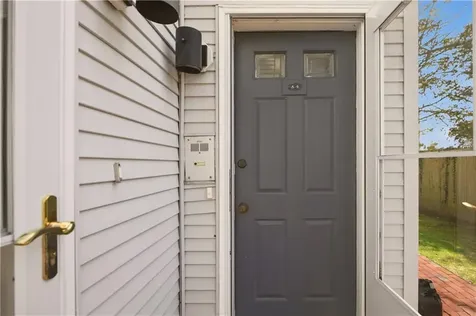 364 Bellevue Avenue Newport RI 02840