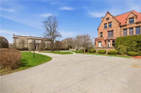 364 Bellevue Avenue Newport RI 02840