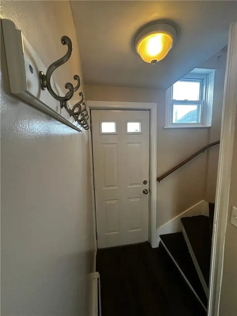 31 Bagley Street Pawtucket RI 02860