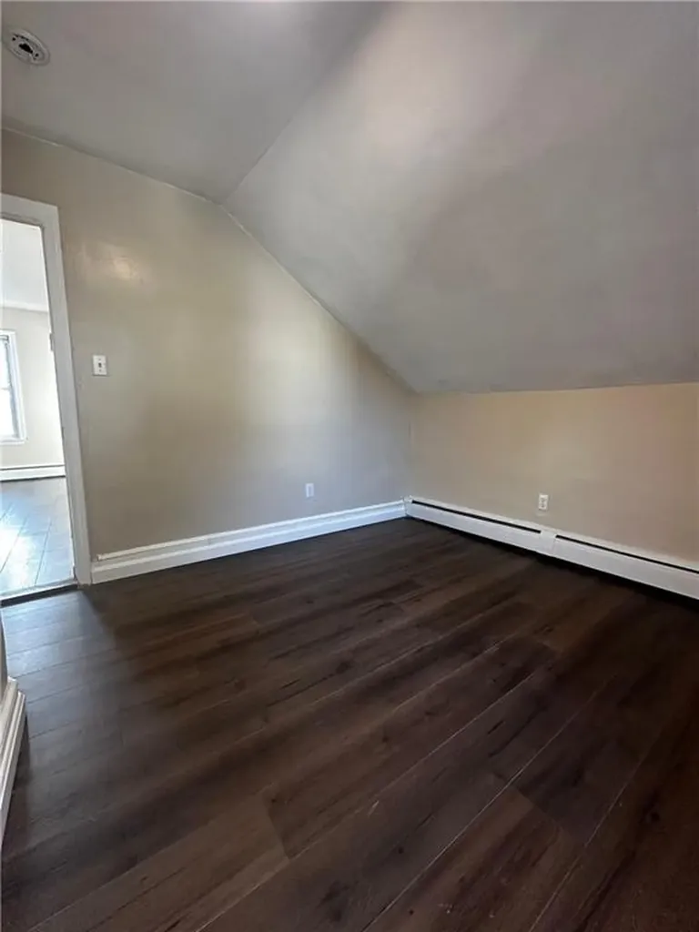 31 Bagley Street Pawtucket RI 02860