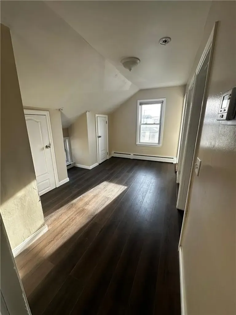 31 Bagley Street Pawtucket RI 02860