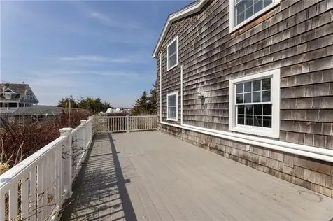8 Pasadena Avenue Westerly RI 02891
