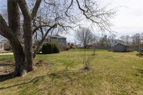8 Pasadena Avenue Westerly RI 02891
