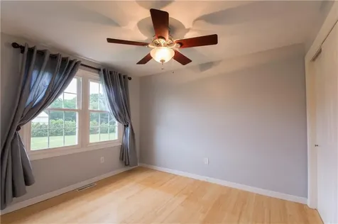 5804 Post Road Warwick RI 02818
