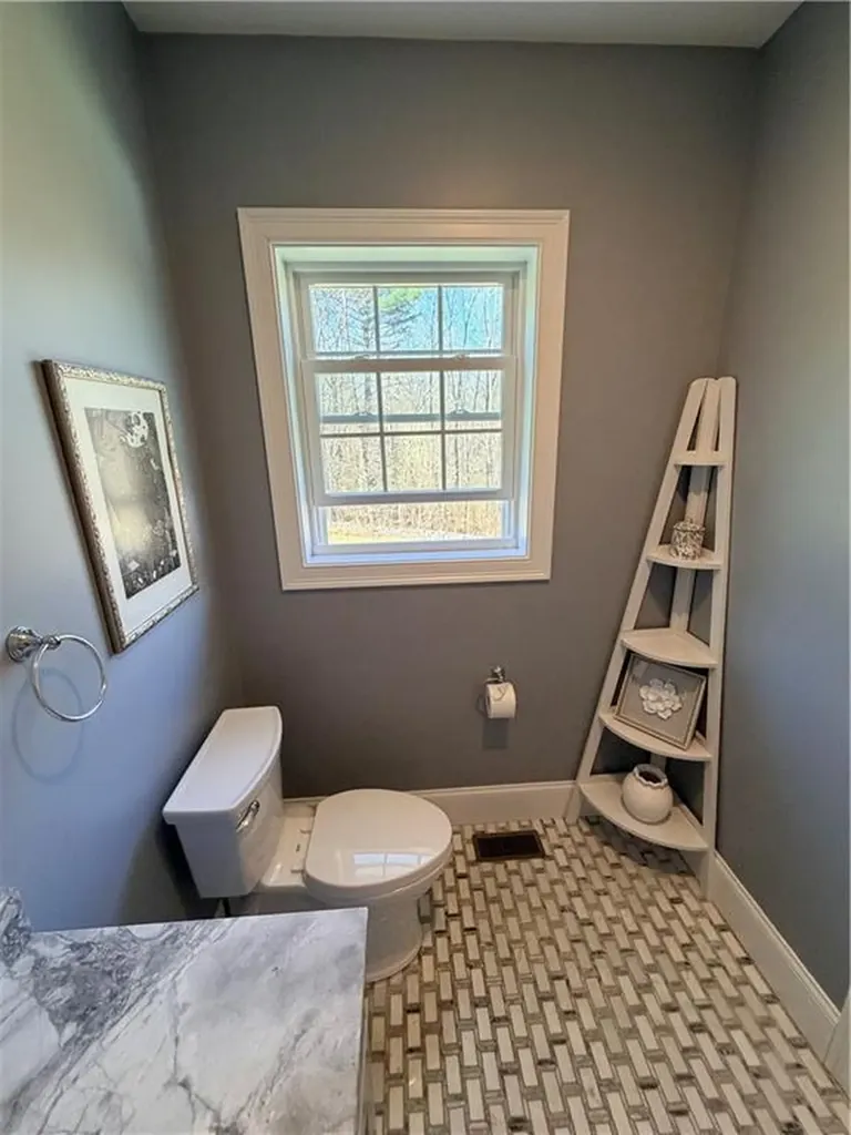 93 Cedar Forest Road Smithfield RI 02917