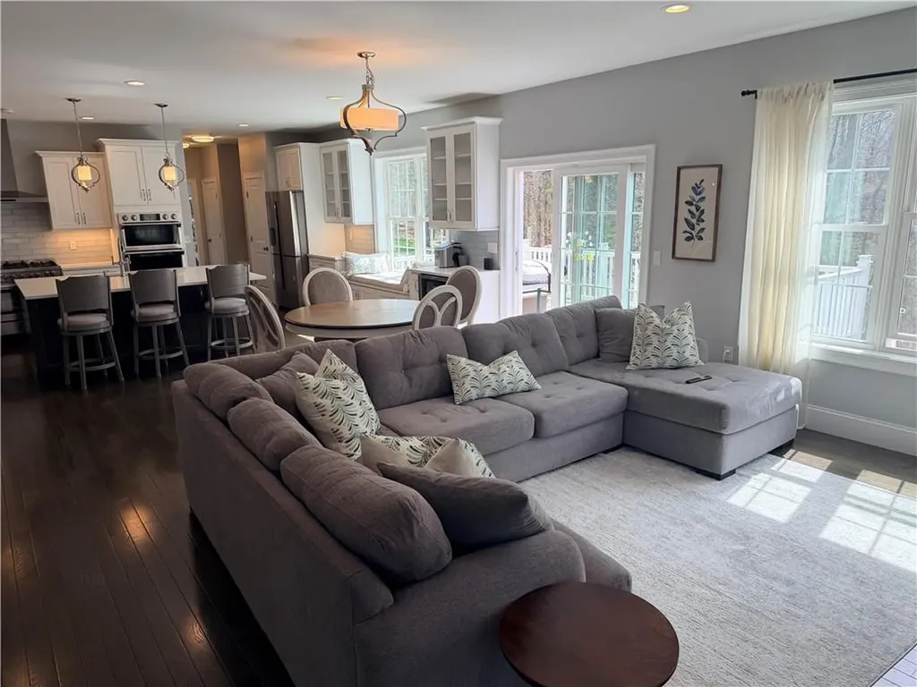 93 Cedar Forest Road Smithfield RI 02917