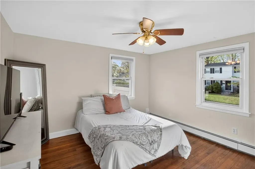 80 Glendale Avenue Warwick RI 02889