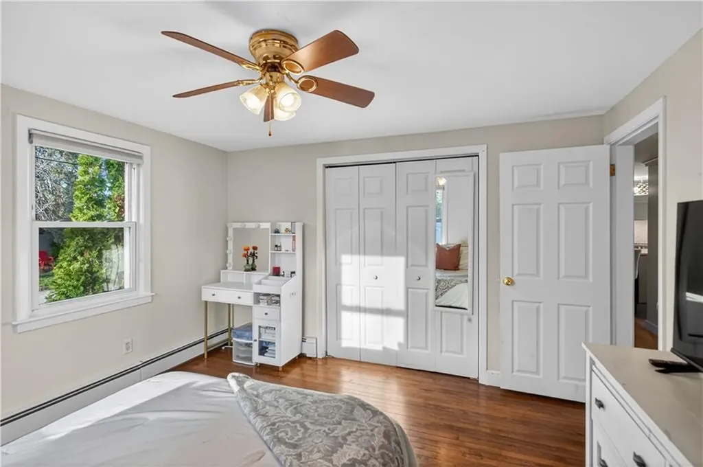 80 Glendale Avenue Warwick RI 02889