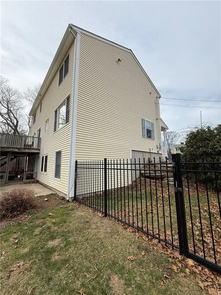 2 Maria Circle Johnston RI 02919