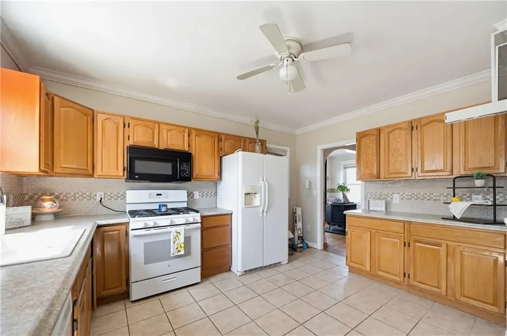 525 Willett Avenue East Providence RI 02915