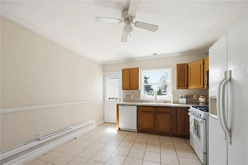525 Willett Avenue East Providence RI 02915