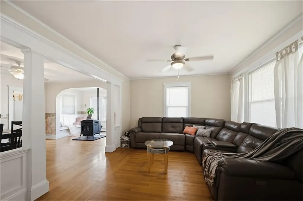 525 Willett Avenue East Providence RI 02915