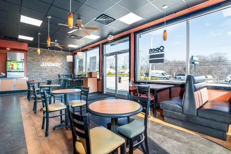 2214 Plainfield Pike Cranston RI 02921